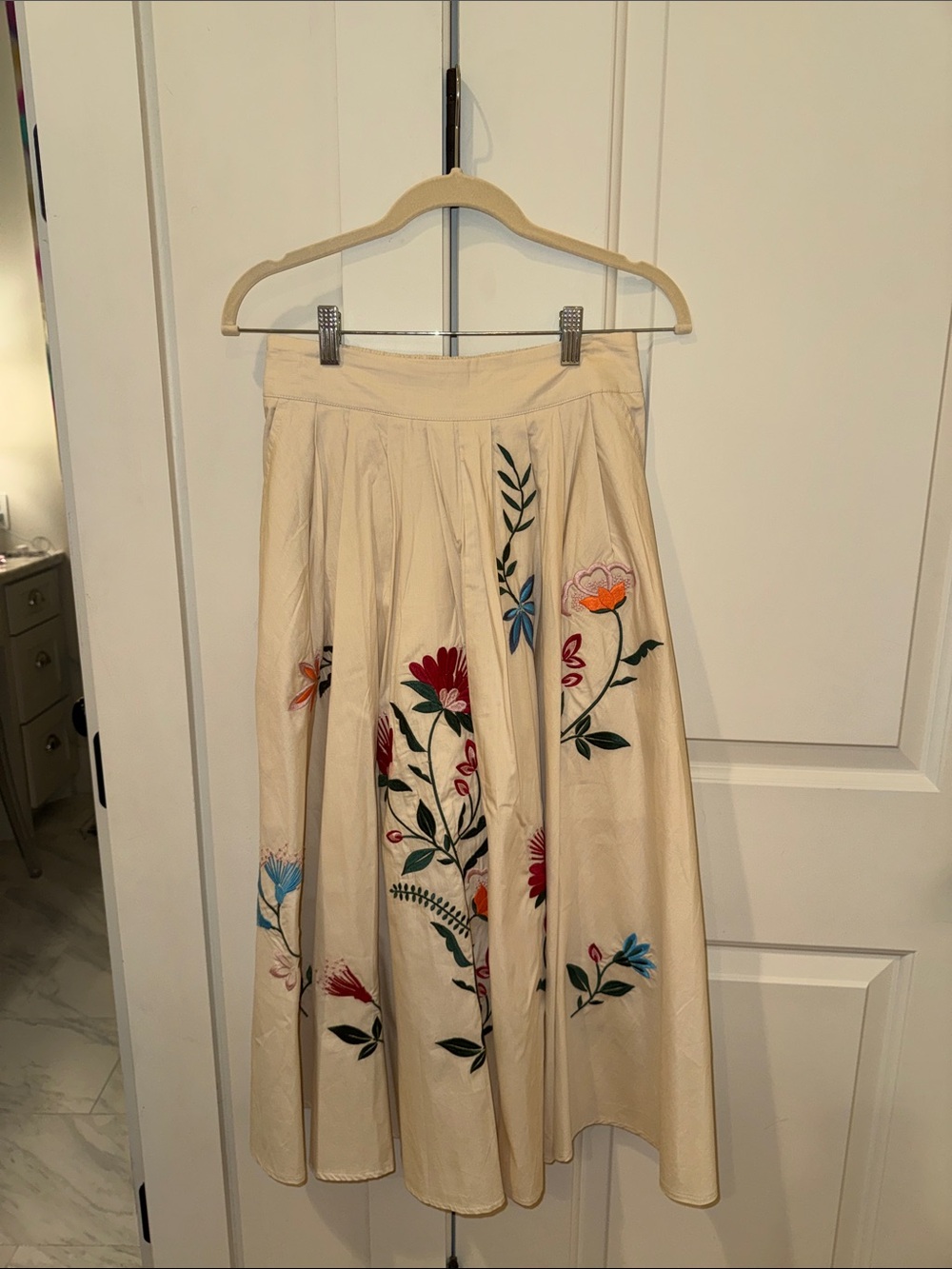 SET: Cream Embroidered Floral Cropped Top AND Midi Skirt